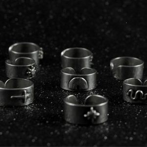 CHARM BAND RING
